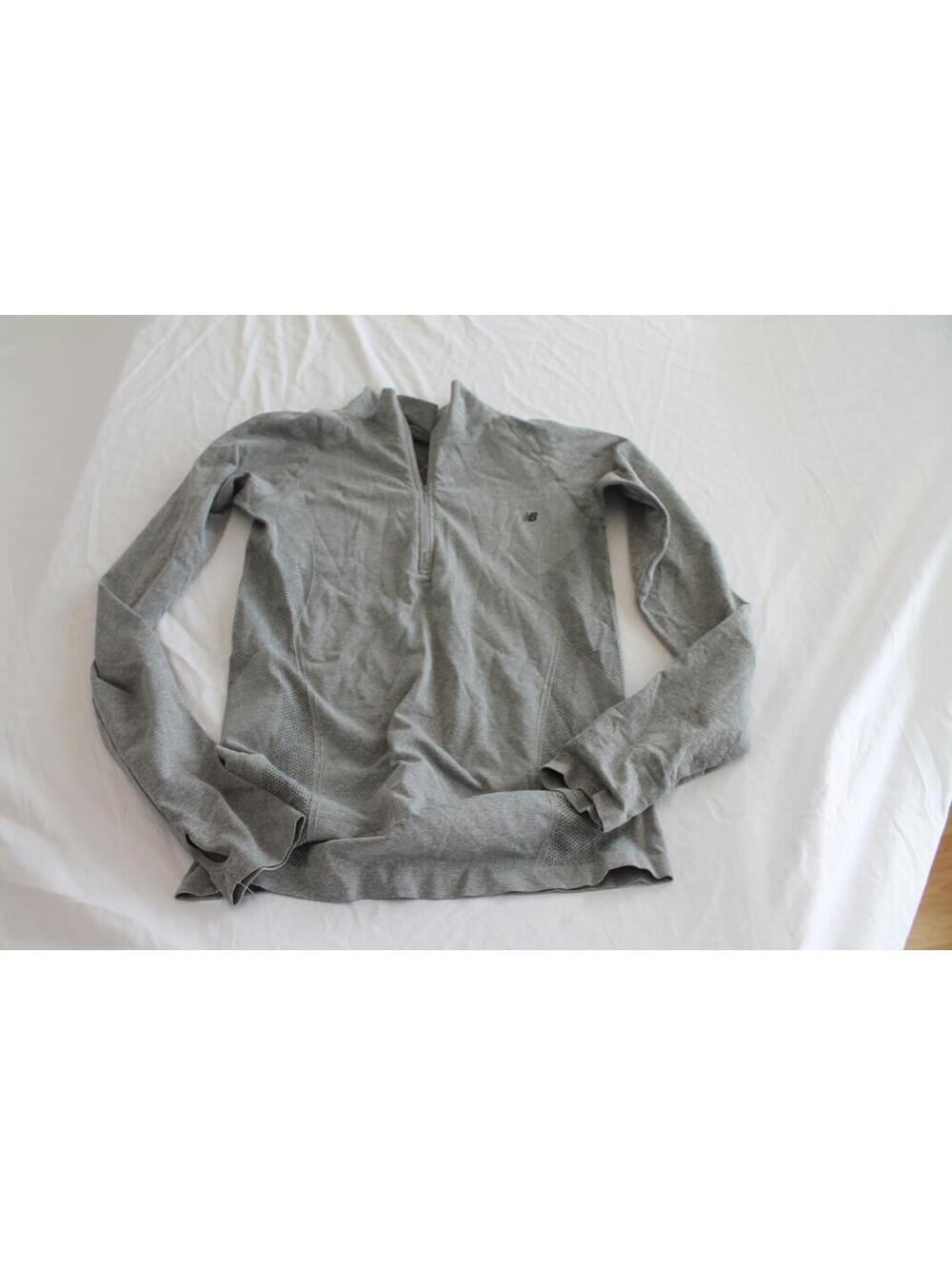 New Balance Quarter-Zip Pullover - Medium